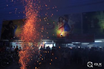 Yevadu Movie Success Tour